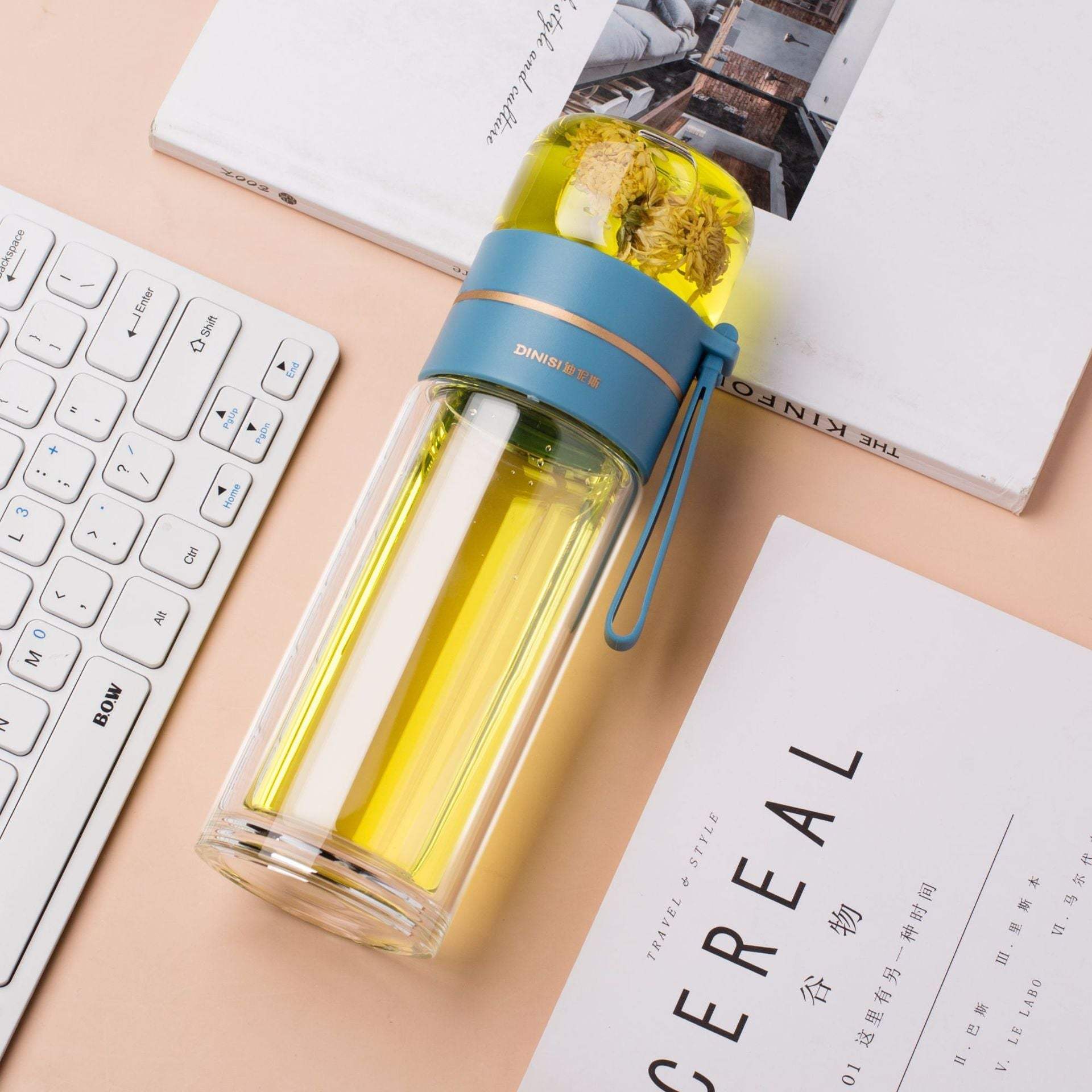 Double-Wall Glass Tea Bottle with Infuser – Leakproof & Travel-Ready