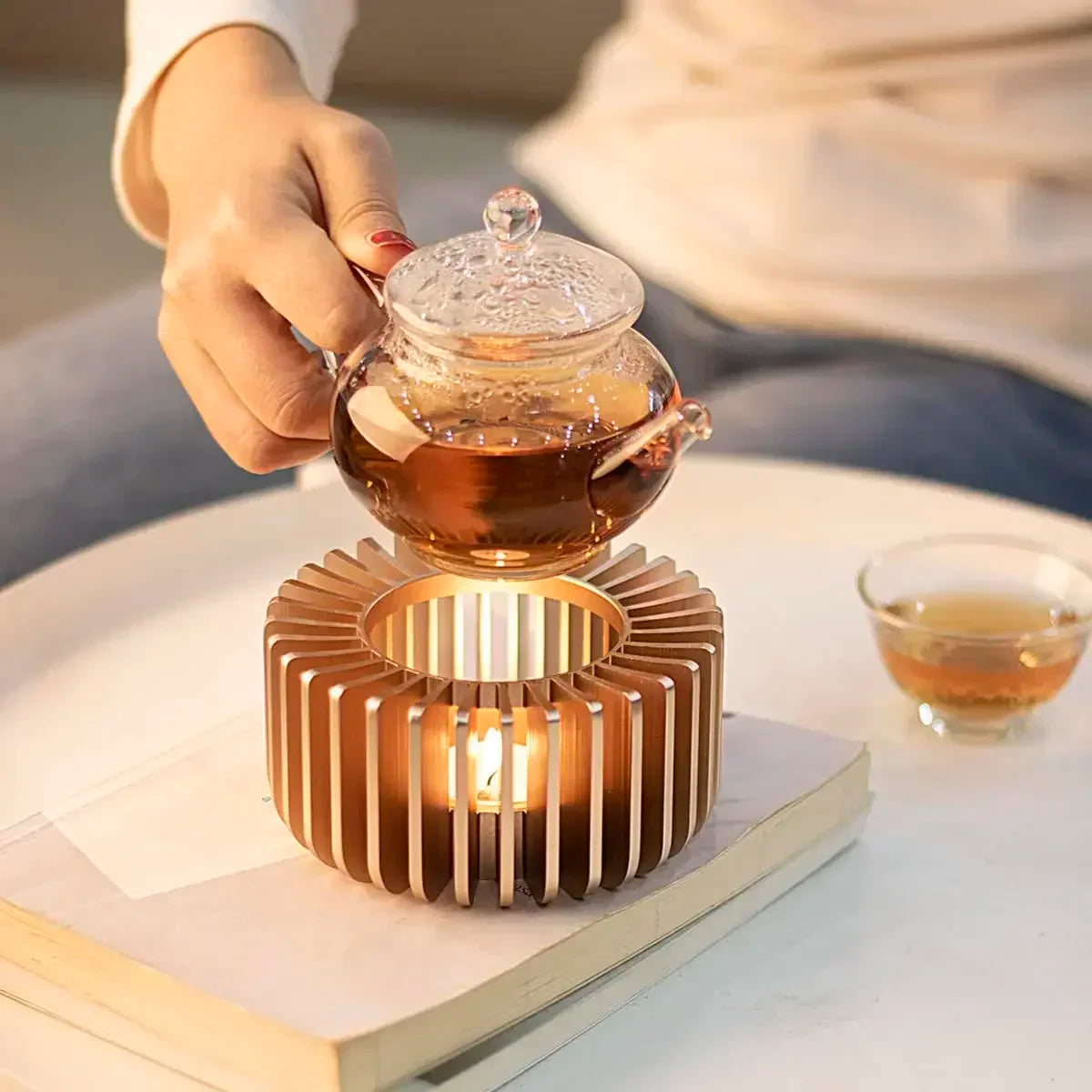 Gold Teapot Warmer with Candle – Hollow Aluminum Alloy Base for Glass Teapots, Coffee, Milk & Tea – Elegant Tea Light Heater Stand for Home or Office Use