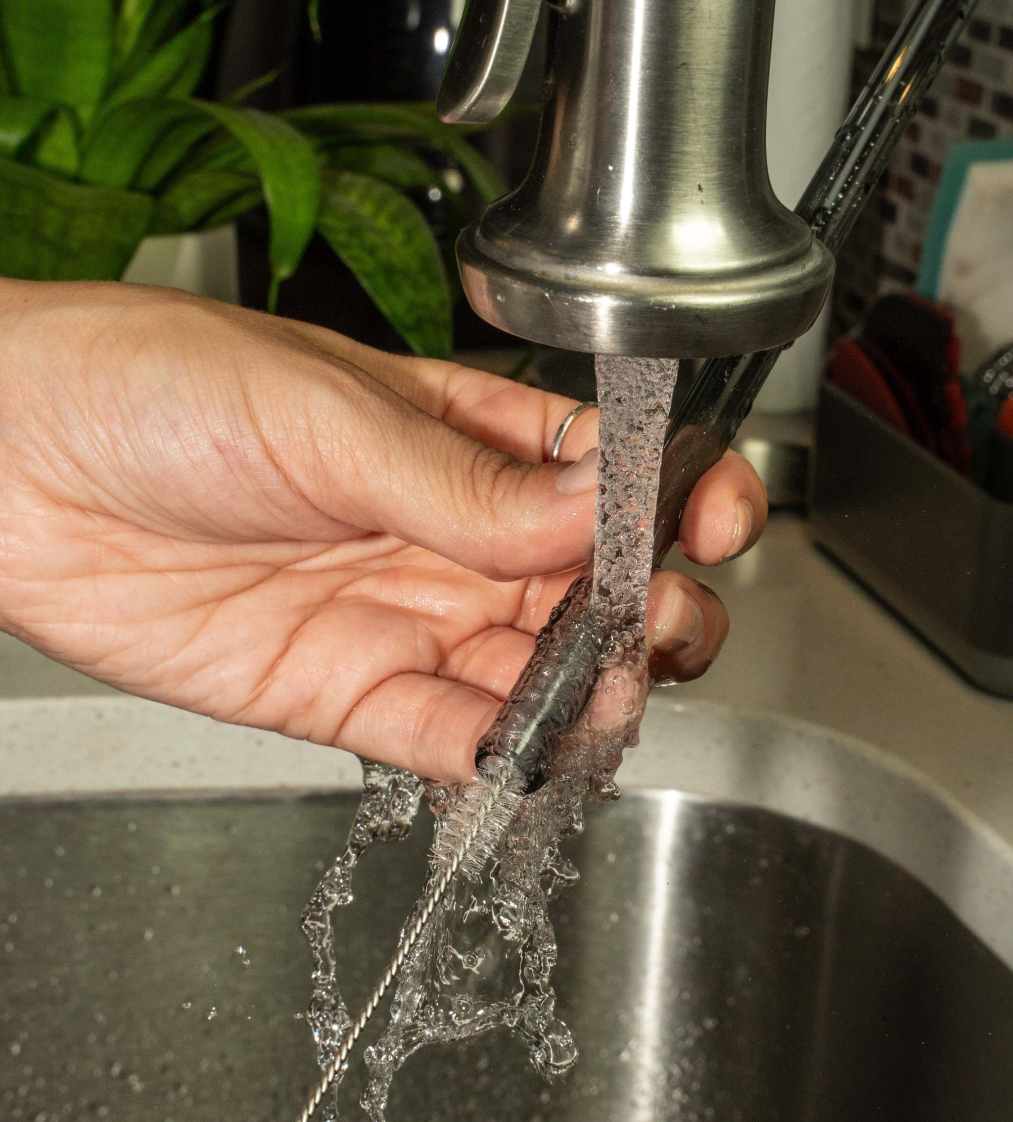 2 Sets of Reusable Glass Straws with Case - Neutral Set - Sip & Quench 