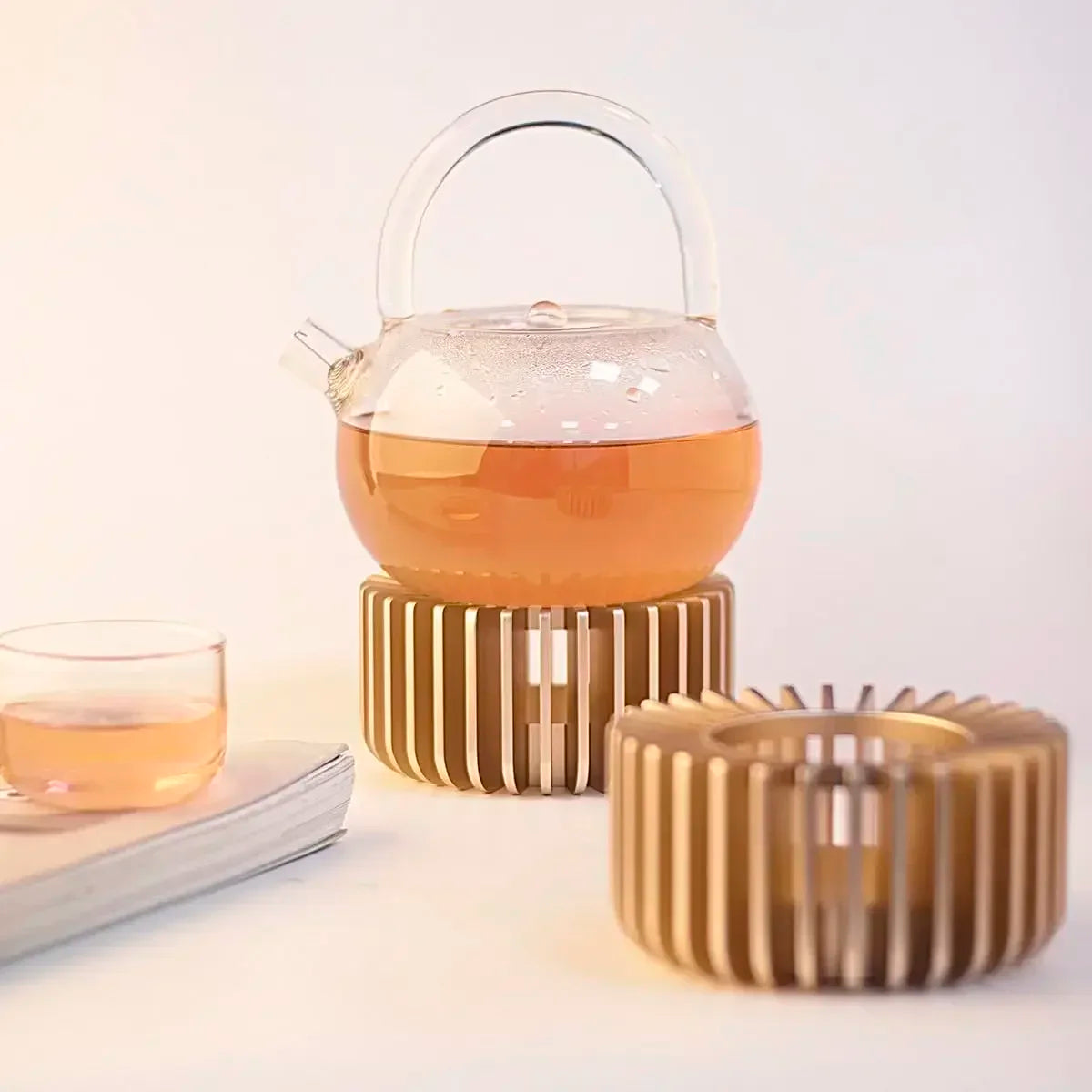 Gold Teapot Warmer with Candle – Hollow Aluminum Alloy Base for Glass Teapots, Coffee, Milk & Tea – Elegant Tea Light Heater Stand for Home or Office Use